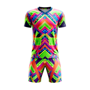 Tenue de basketball personnalisée en tissu léger, respirante et à séchage rapide, avec nom et numéro personnalisables, réversible - Product Image 1