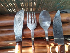 Ensemble de couverts vikings faits à la main en acier au carbone, manche en acier au carbone, DIY, OEM, ustensiles de cuisine et de salle à manger, cadeau rustique unique - Product Image 4