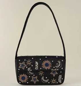 Elegante Bolso de Cuentas Tradicional para Mujer con Exquisitos Adornos Hechos a Mano y Estilo Refinado para Bodas - Product Image 2
