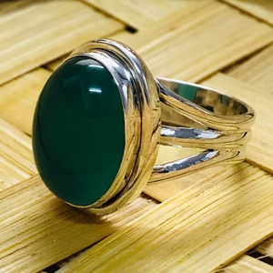 Handcrafted Green Onyx Gemstone <b>Silver</b> <b>Ring</b> 925 Sterling <b>Silver</b> Oval Shape Stone Boho Jewelry For <b>Men</b> And Women - Product Image 4