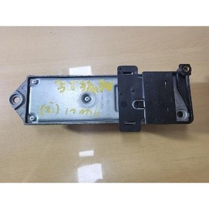 ECU และโมดูลคอมพิวเตอร์มือสองสำหรับรถยนต์ซีรีส์ 7 รุ่น 921423901 - Product Image 2