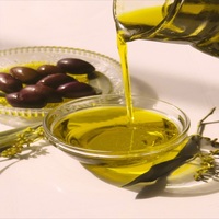 Aceite de Oliva Orgánico Refinado de Alta Calidad con Sabor Afrutado, Color Verde Claro, 5L, Envasado al Vacío para Cocinar y Procesar Alimentos