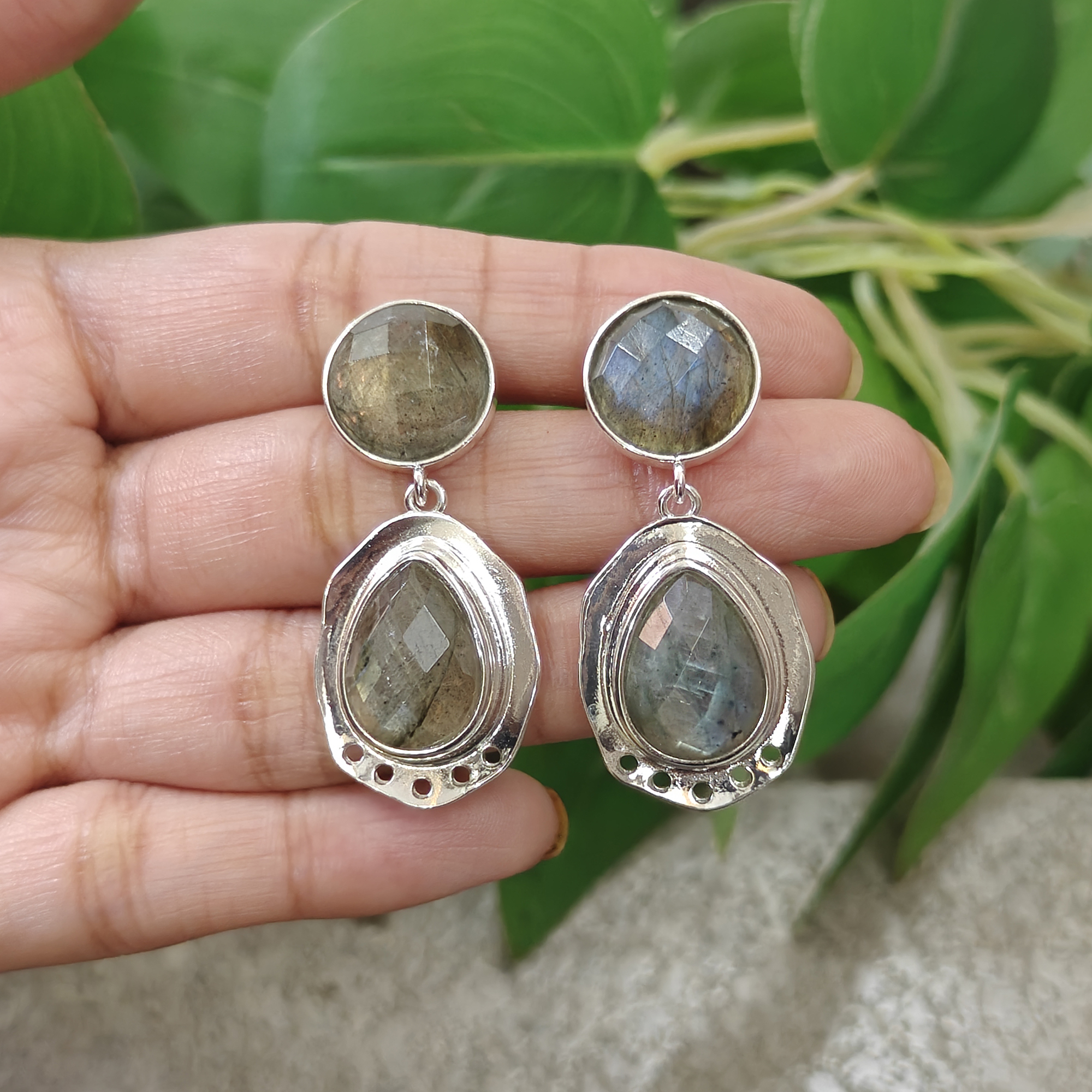 1.Labradorite de feu