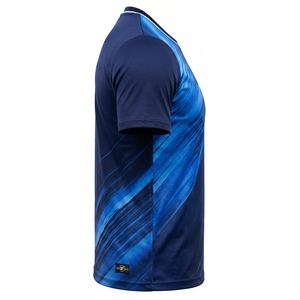 T-shirt en polyester pour homme, col rond, léger et doux, pour usage quotidien, sublimation, matière vierge, haute qualité OEM. - Product Image 2
