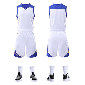 Uniforme de basket-ball de qualité supérieure, respirant, à séchage rapide, ensemble de maillots et shorts, tissu polyester, fabriqué au Pakistan - Product Image 6