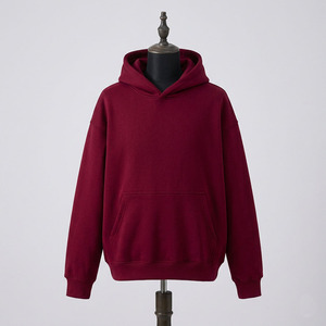 เสื้อฮู้ดดี้สีแดงเลือดหมูแบบหนา พิมพ์โลโก้ได้ตามต้องการ ทรงโอเวอร์ไซส์สำหรับผู้ชาย แบบสวมหัว ไหล่ตก ผ้าฟลีซ ขายส่ง คุณภาพสูง - Product Image 2