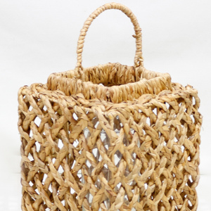 Lanternes bohèmes en jonc de mer naturel écologiques, porte-bougies décoratifs faits à la main pour un style rustique, Vietnam - Product Image 3
