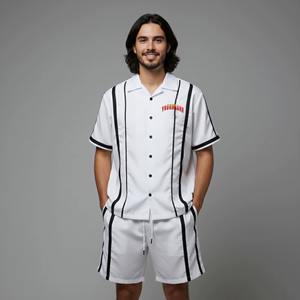 Ensemble short et coupe-vent imprimé color block délavé à l'acide, personnalisé, fonctionnel, léger, zippé, pour homme, en nylon vierge, coupe régulière - Product Image 1