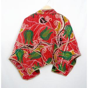 Hermosa Chaqueta Corta Acolchada Kantha con Cierre Abierto para Mujer, Hecha a Mano en India con Algodón Kantha, Ideal para Otoño e Invierno - Product Image 6