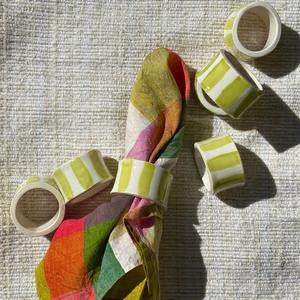 Juego de Anillos para Servilletas de Resina de Diseño Funcional para Fiestas, Ecológico y Duradero, Juego de 4 Piezas - Espacios de Comedor Organizados - Product Image 1