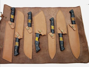 Ensemble de couteaux de cuisine en acier inoxydable Damas à haute teneur en carbone, 5 pièces, avec lame artisanale et manche en bois - Product Image 4