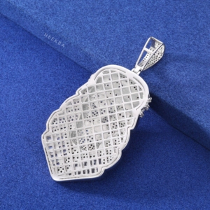 Colgante Grande de Jesús con Moissanita Baguette, Plata de Ley 925, Colgante de Jesús con Moissanita Hecho a Mano, Colgante de Jesús con Moissanita VVS - Product Image 6