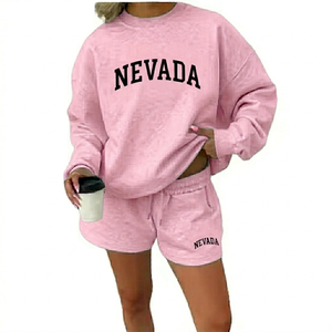 ชุดเซ็ตเสื้อคอเต่าและกางเกงขาสั้น Urbanedge สำหรับฤดูหนาว สไตล์สตรีทแวร์ เนื้อผ้านุ่มสบาย อุ่นสบาย ดูดี มีสไตล์ เหมาะสำหรับใส่ในชีวิตประจำวัน - Product Image 1