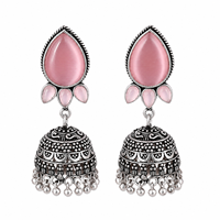 Boucles d'oreilles Jhumka en laiton argenté oxydé avec pierre œil de chat rose |   Boucles d'oreilles pendantes bohèmes vintage faites à la main |   Traditionnel Indien
