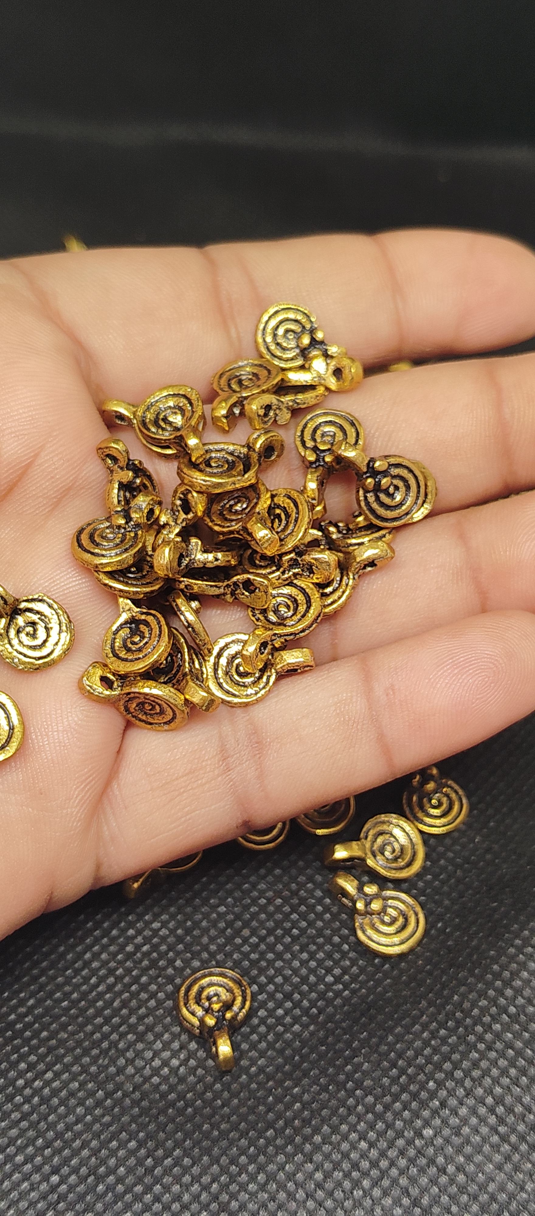 จี้ทองเหลือง