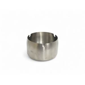 Cenicero decorativo de metal hecho a mano, diseñado para ser simultáneamente funcional y elegante. Su material duradero garantiza un uso prolongado. - Product Image 2