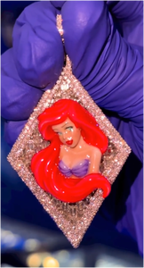 Pendentif personnalisé avec logo, style hip-hop, serti de diamants de laboratoire taille brillant ronds, pour hommes et femmes. - Product Image 3