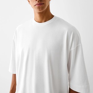 T-shirt Homme en Coton Lourd 100% Coupe Boxy Oversize Épaules Tombantes Streetwear Broderie Logo Personnalisé Fournisseur OEM Vente en Gros - Product Image 4