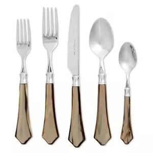 ชุดช้อนส้อมโลหะดีไซน์หรูหรา ทนทาน ใช้งานได้ยาวนาน - Product Image 3
