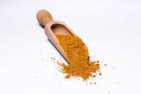 Poudre de curcuma biologique pure de qualité supérieure, épice séchée d'Inde, garantie fraîche et naturelle, traitée à cru