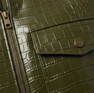 Blouson en cuir PU gaufré crocodile vert, col montant, manches longues, longueur standard, veste pour femme, automne - Product Image 6