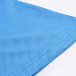 Uniforme de football personnalisé de haute qualité en polyester, service OEM, séchage rapide, respirant - Product Image 4