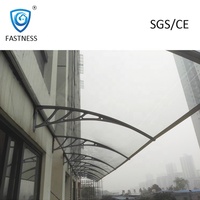 Auvent de fenêtre moderne manuel en polycarbonate massif couleur personnalisée, étanche, avec supports en plastique technique renforcé pour les distributeurs