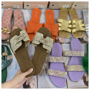 ร้านค้าออนไลน์ ขายส่งราคาถูก รองเท้าแตะผู้หญิงแบบแบน หลายแบบ ส่งแบบสุ่ม มีหลายแบบให้เลือก รองเท้าผ้าใบแบบสวม - Product Image 3