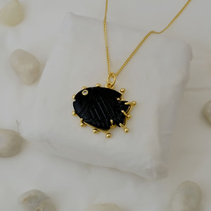 Collar con Colgante de Pez de Ónix Negro, Amuleto de Pez Tallado a Mano, Cadena de Latón Chapada en Oro de 18k, Joyería de Piedras Preciosas para Mujer, Regalo - Product Image 2