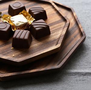 Plateau pliable artisanal en bois d'acacia écologique avec finition polie pour la présentation de fruits et légumes |   Vaisselle pour la restauration de fête - Product Image 2