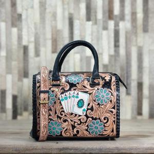 Bolso de mano de cuero de lujo con diseño floral y de cartas de póker, asa superior y cierre de cremallera - Product Image 2