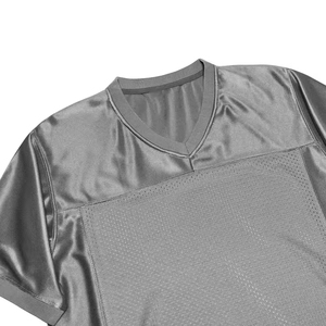 Camiseta de Fútbol Unisex Gris con Cuello en V, Manga Corta, Malla Transpirable, Absorbe la Humedad, 100% Poliéster, Ajustada, Color Sólido, para Todas las Temporadas - Product Image 4