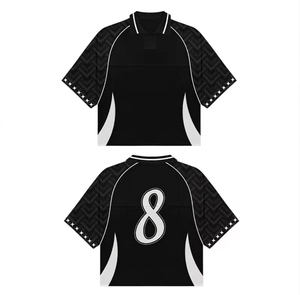 เสื้อฟุตบอลย้อนยุคสำหรับผู้ชาย ผ้าโพลีเอสเตอร์ 100% ระบายอากาศได้ดี ซับเหงื่อที่คอ แขนสั้น รับสกรีนโลโก้ ชื่อทีม สำหรับแฟนๆ - Product Image 1