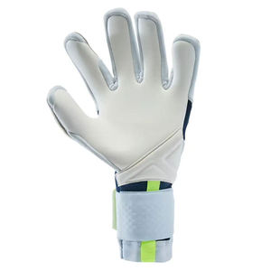 Football Goalkeeper Gloves, Lightweight Goalkeeper Gloves, Featuring a Brand-new Color Design - Product Image 2