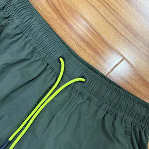 กางเกงขาสั้นคาร์โก้ผ้าแคนวาสคุณภาพสูงสำหรับผู้ชาย สตรีทแวร์ ขายส่ง ปรับแต่งได้ แห้งเร็ว ระบายอากาศดี มีเชือกผูกเอว สวมใส่สบายๆ สำหรับฤดูร้อน - Product Image 3