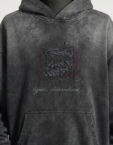 Sweat à capuche homme gris anthracite coupe classique streetwear, logo personnalisé, délavage acide, grammage lourd, 100% coton molletonné avec poche - Product Image 4