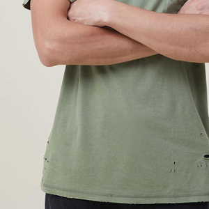 Chemises formelles pour hommes de style vintage à col rond avec logo sur le devant, en coton respirant, anti-humidité et écologiques - Product Image 6