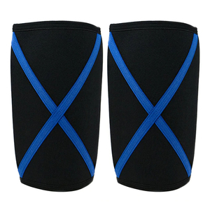 Manchons de compression en gros pour le soutien des coudes lors de la musculation, de la force athlétique et du bodybuilding - Product Image 1