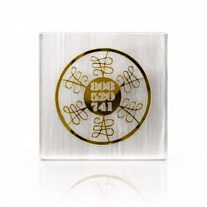 Placa de Carga Cuadrada de Selenita Pulida Natural con Grabado Flor de la Vida Dorada |   Cristal de Meditación con Acabado Satinado Premium - Product Image 1