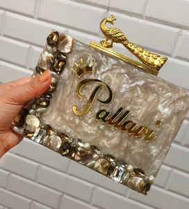 Pochette en résine de haute qualité personnalisable, sac de soirée parfait pour femme - Product Image 2