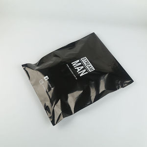 ถุงพลาสติกกันฉีกสีดำสำหรับส่งเสื้อผ้า พร้อมโลโก้สั่งทำพิเศษ - Product Image 6