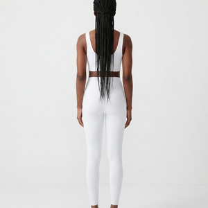 Conjunto de Yoga Personalizado Tallas Grandes: Top Corto con Cuello Redondo y Espalda Cruzada, Leggings de Cintura Media Largos, Logotipo Serigrafiado, Antibacteriano - Product Image 6