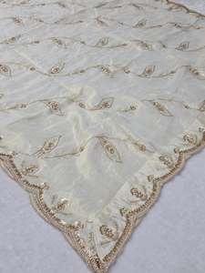 Tissu de broderie en gros pour dupatta, géorgette lourde, broderie florale, sequins, perles, tissu de créateur pour lehenga, robe de mariée, matière pour costume - Product Image 1