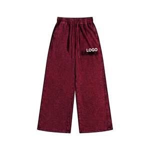 Pantalones de chándal vintage personalizados para hombre, de algodón, con corte acampanado, estilo urbano, ajuste relajado, con gráfico trasero a la moda. - Product Image 3