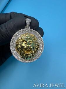 Pendentif Unisexe en Argent Sterling 925 Plaqué Or Rose avec Diamant Moissanite de Luxe Certifié IDGL, Style Hip Hop, Idéal pour les Tenues de Soirée - Product Image 3