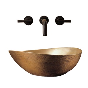 Évier en laiton au look moderne pour la décoration de salle de bain contemporaine, ajoutant une touche élégante avec un matériau en laiton - Product Image 1