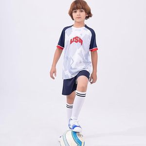Camiseta de Fútbol de EE. UU. para Niños, Manga Corta, Cuello Redondo, Sublimada, 100% Poliéster, Absorbe la Humedad, Corte Regular, Ropa Deportiva Infantil - Product Image 1