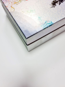 Boîte en papier de luxe conçue pour l'emballage de produits haut de gamme, offrant une structure rigide et une finition de surface raffinée - Product Image 2