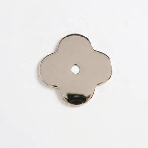 Modern Brass <b>Cabinet</b> Backplate Durable <b>Kitchen</b> Furniture Knob <b>Handle</b> Copper Finished Four-Leaf Design Minimalist for Drawer <b>Door</b> - Product Image 2
