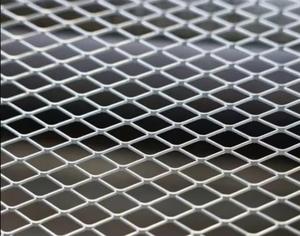 Grillage en aluminium pour filtration industrielle, protection de fenêtres et ventilation. - Product Image 2
